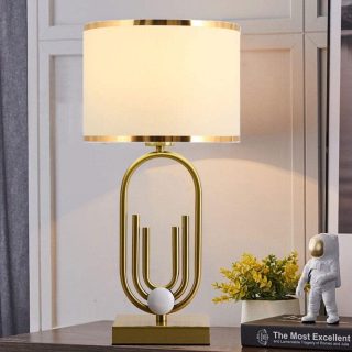 Romantic Warm Decoration Desk Lamp