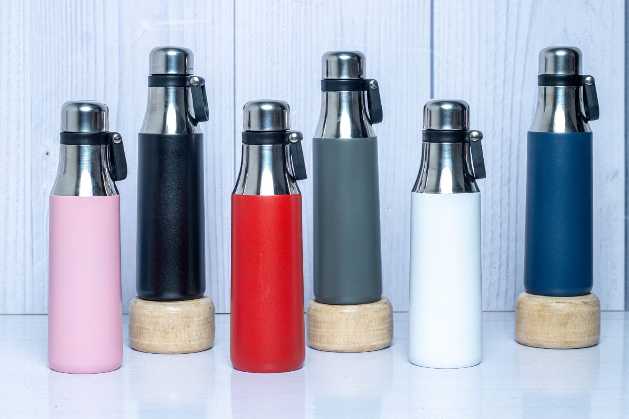 Arrow Thermal Flask With Holder