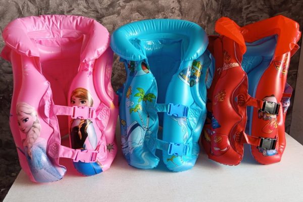 Inflatable Pool Cartoon character Floater frame