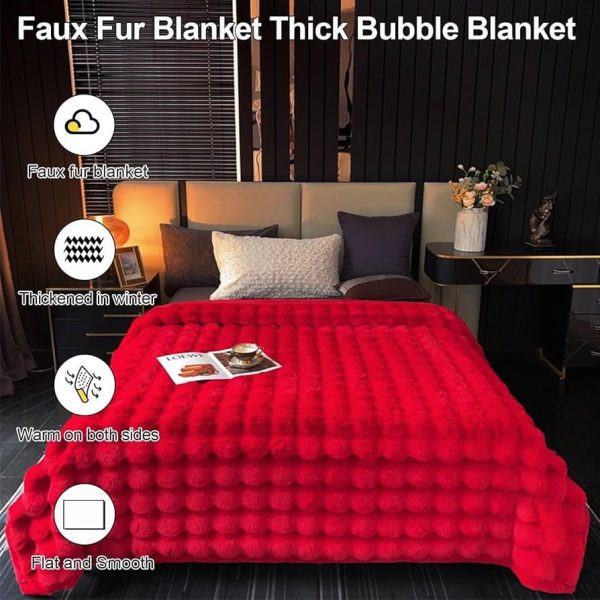 Soft Bubble Winter Throw Blanket Plain - Image 4