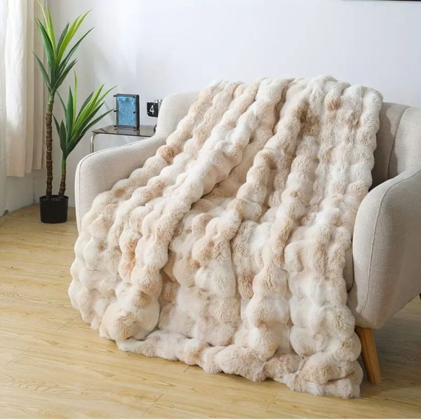 Soft Bubble Winter Throw Blanket Plain - Image 10