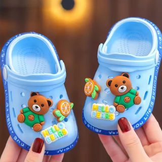 Kids stylish crocs